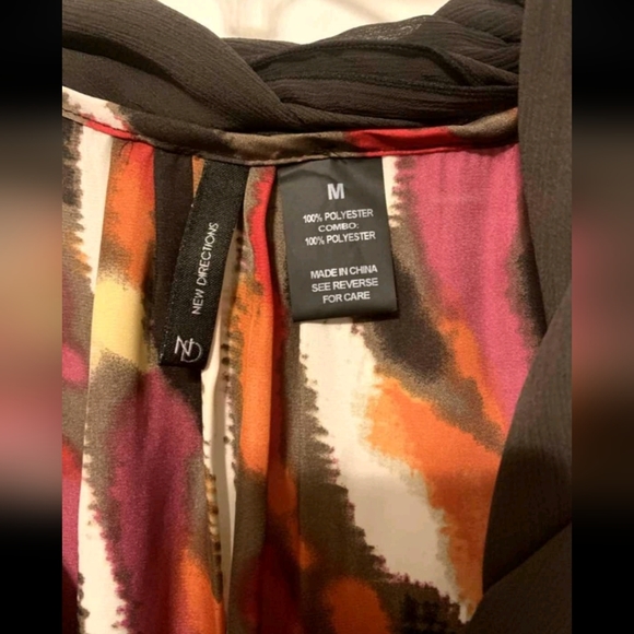 New with tags New Directions Blouse - Picture 2 of 3